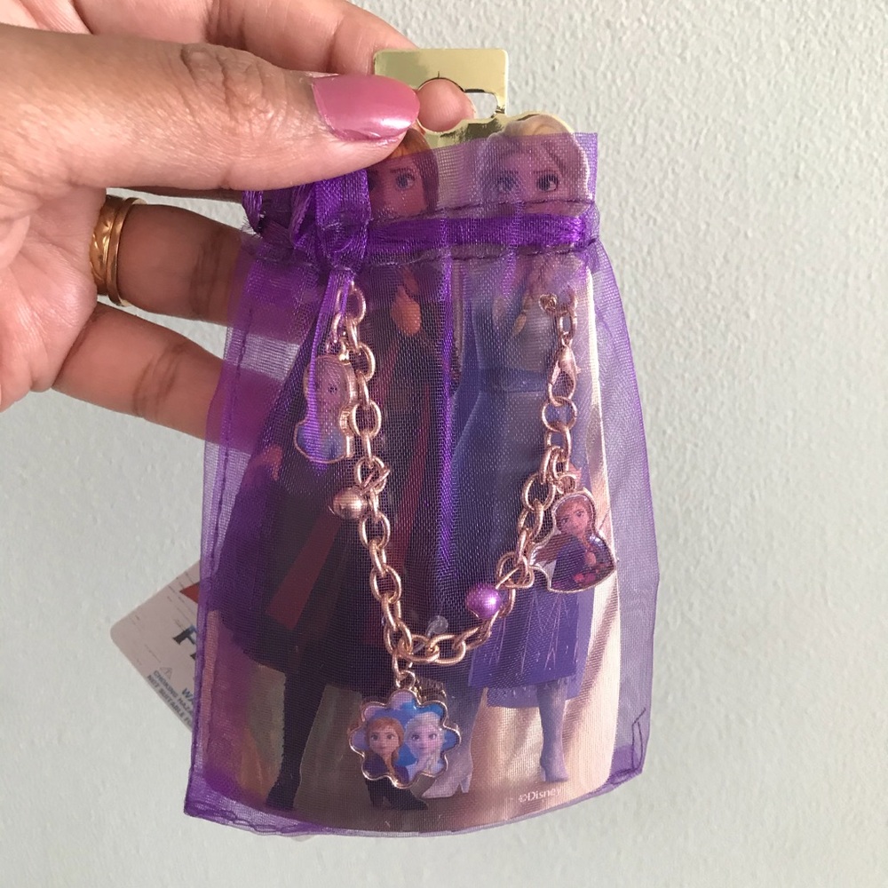 Frozen II Anna & Elsa Charm Bracelet NWT